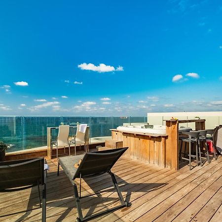 Penthouse 3Br + Roof Top + Parking - On The Beach Haifa Exterior foto